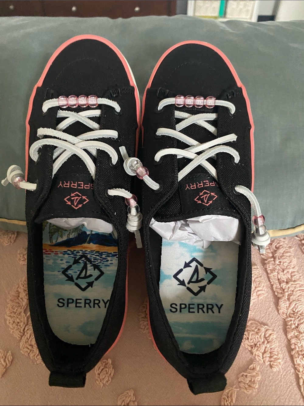 Sperry Women’s Black and Pink Boat Sneakers